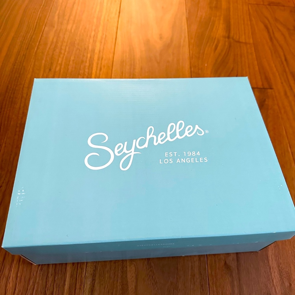 Seychelles Camo open toe strappy heel